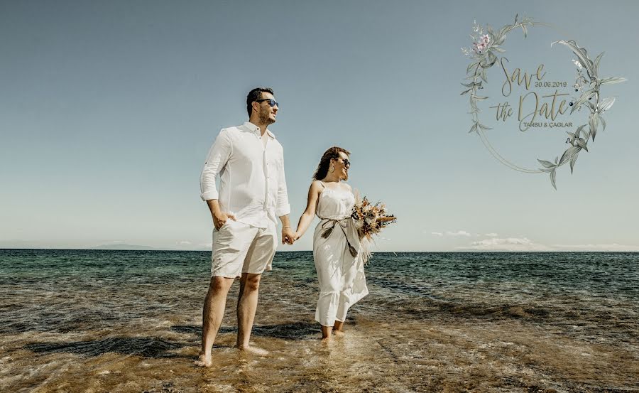 Fotografo di matrimoni Zihni Ünal (zeynepphoto). Foto del 14 luglio 2019