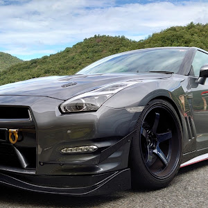 NISSAN GT-R R35