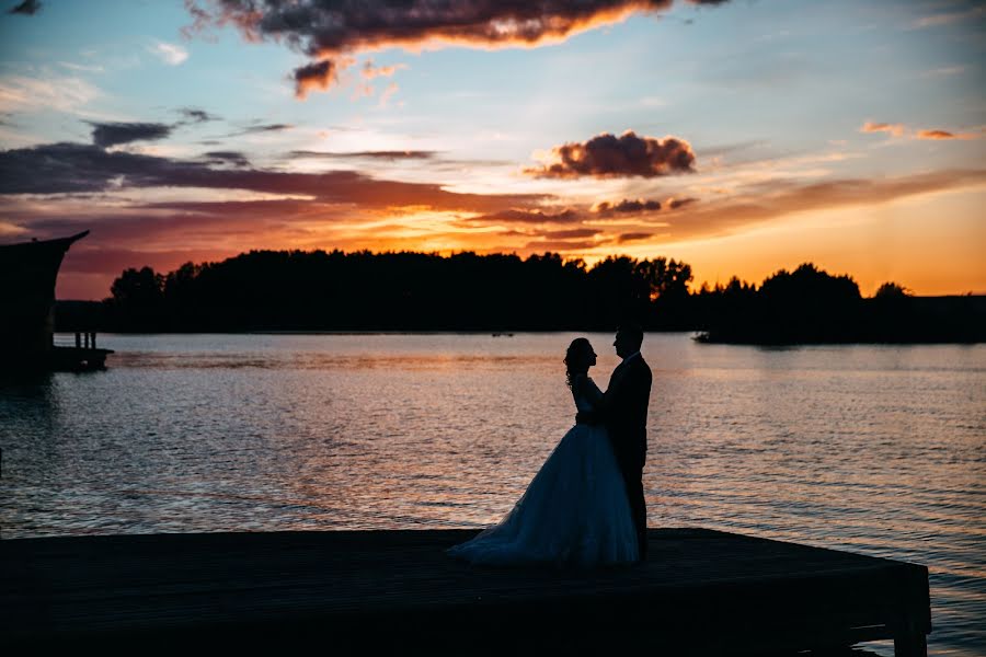 Hochzeitsfotograf Yuriy Nikolaev (nyphoto). Foto vom 14. Juli 2019