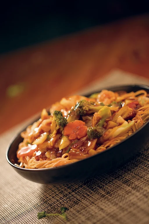 Vegetable Pan Fried Noodles Meal Bowl