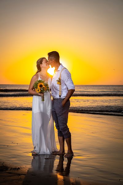 婚礼摄影师Rolando Vasquez（rolandovasquez）。2022 8月25日的照片