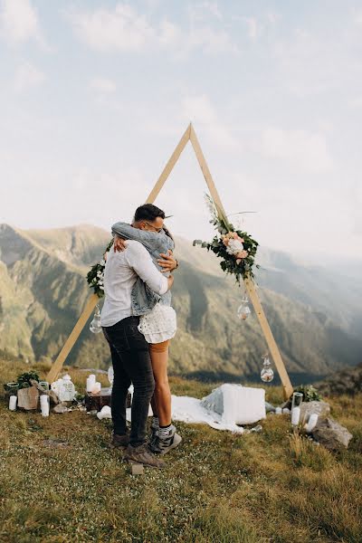 Fotografo di matrimoni Sorin And Patricia (sirbusorin). Foto del 19 aprile 2021