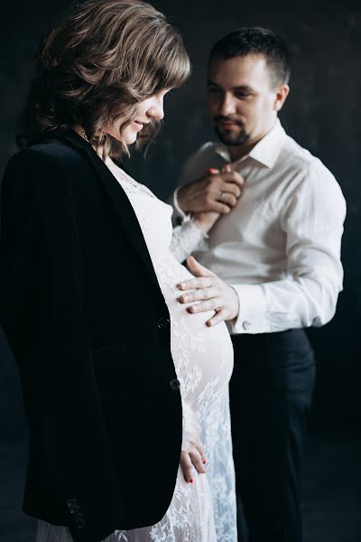 Fotógrafo de casamento Slava Kravcov (kravtsovslava). Foto de 25 de outubro 2017