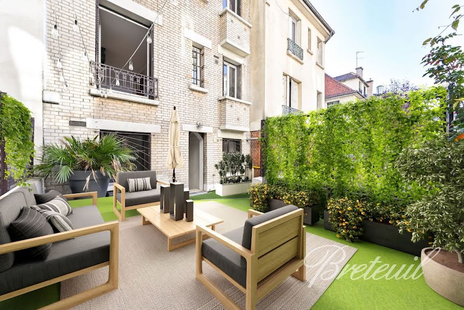 Maison a louer paris-20e-arrondissement - 8 pièce(s) - 200 m2 - Surfyn