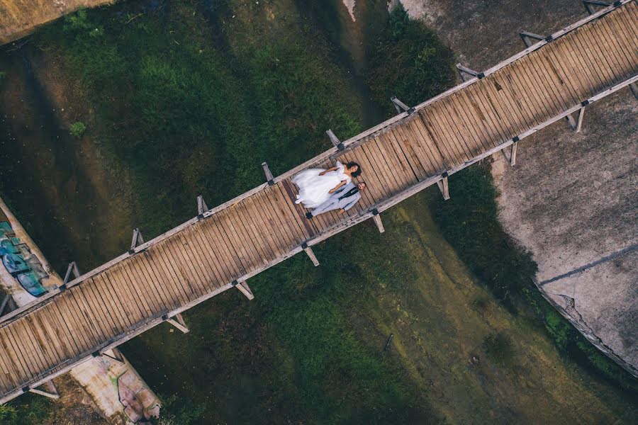 Fotografo di matrimoni Konstantinos Poulios (poulios). Foto del 30 settembre 2020