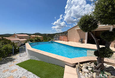 Maison avec piscine et terrasse 2