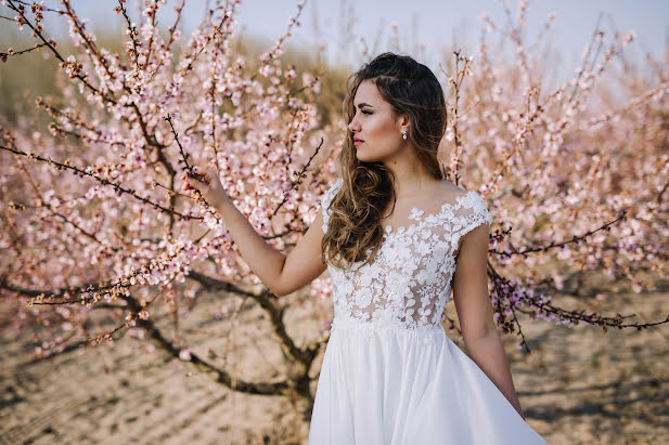 Fotógrafo de casamento Anita Dajka (dajkaanita19). Foto de 15 de abril 2020