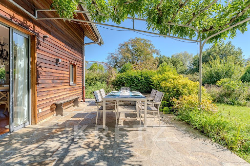 Villa avec jardin et terrasse 5