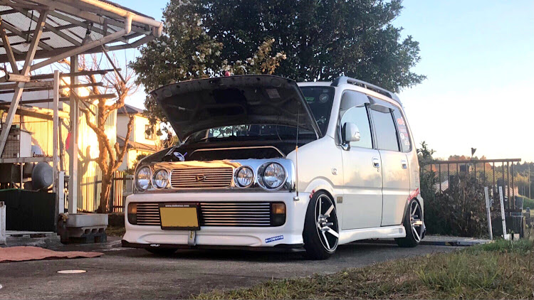 ムーヴカスタムのJB-DET・1年は速い567の11月・年末大掃除・分散配置放置・置き場が無くなり大草原に関するカスタム事例の投稿画像1枚目