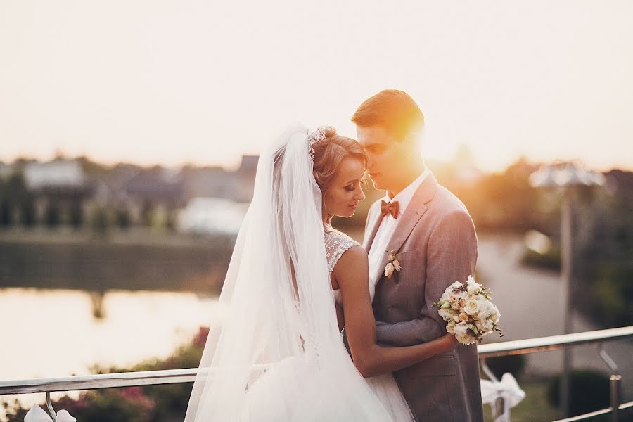 Fotografo di matrimoni Denis Polulyakh (poluliakh). Foto del 6 marzo 2016