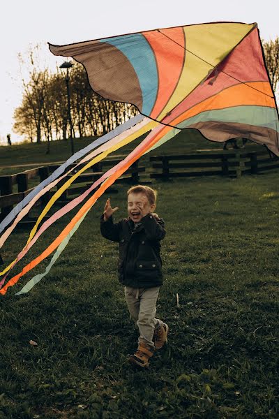 Photographer sa kasal Yuliana Fetisova (julyfet). Larawan ni 1 Mayo