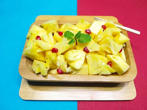 Pineapple Fruit Boat