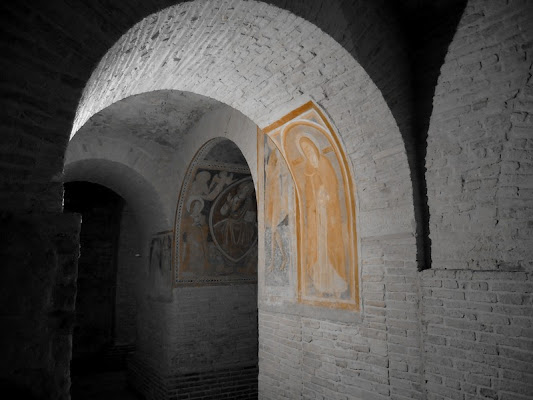 Chiostro con affreschi Atri(TE)  di Mar955
