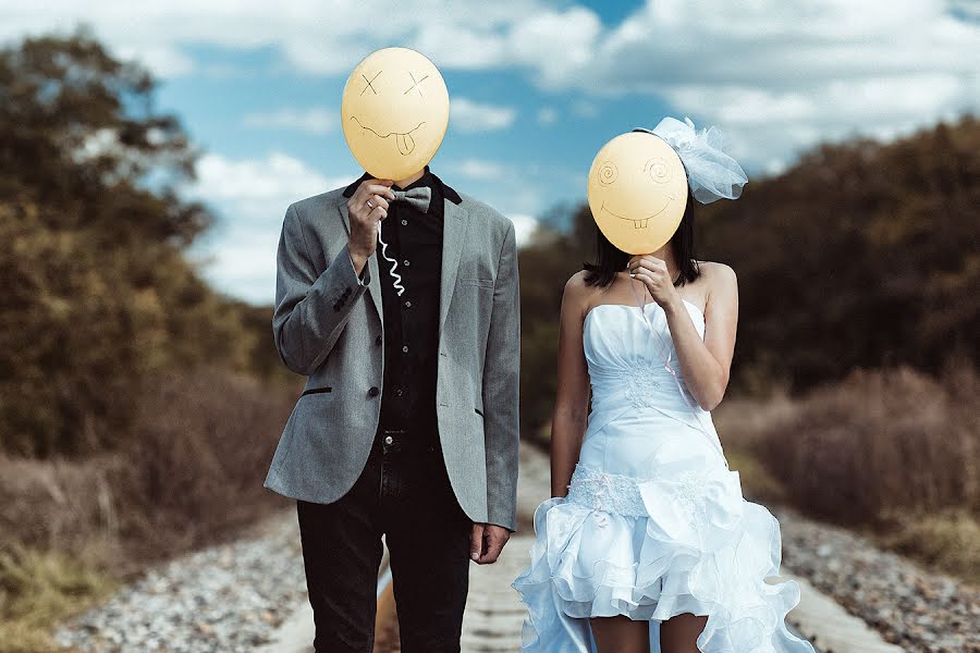 Fotógrafo de casamento Ayk Oganesyan (hayko). Foto de 28 de março 2019