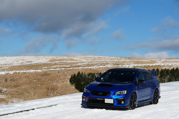 WRX S4のSONY α7CII・カメ活ドライブ・ビーナスラインツーリング・雪道ドライブ・ピレリアイスゼロアシンメトリコに関するカスタム事例の投稿画像2枚目
