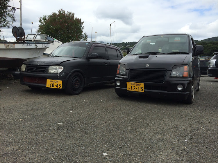 それいけ！ アンポンタンさんが投稿した過去所有の車・昔からやりっぱ・フルスモ・ミラ欲しいに関するカスタム事例の投稿画像2枚目