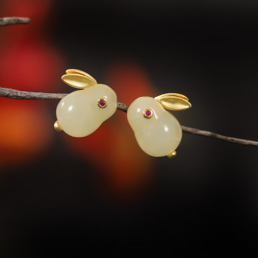 Title 13, Silver-plated Lovely Temperament Jade Rabbit Gi...