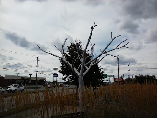 Metal Tree Sculpture