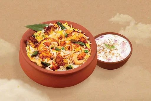 Lucknowi Chicken Biryani