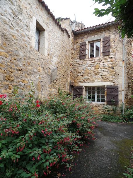 Vente maison 3 pièces 55 m² à Puy-l'Evêque (46700), 78 000 €