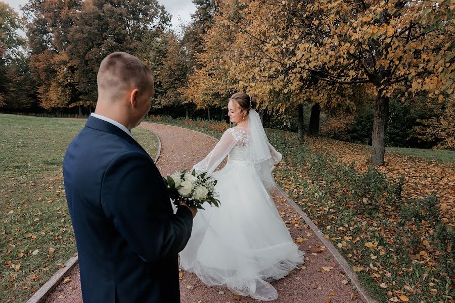 Fotógrafo de bodas Marina Zhazhina (id1884914). Foto del 28 de septiembre 2022