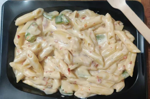 White Sauce Pasta