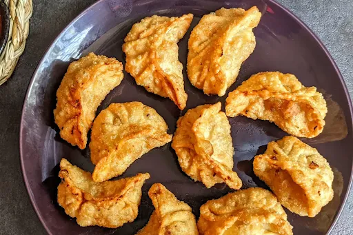 Chicken Fried Momos [6 Pieces]