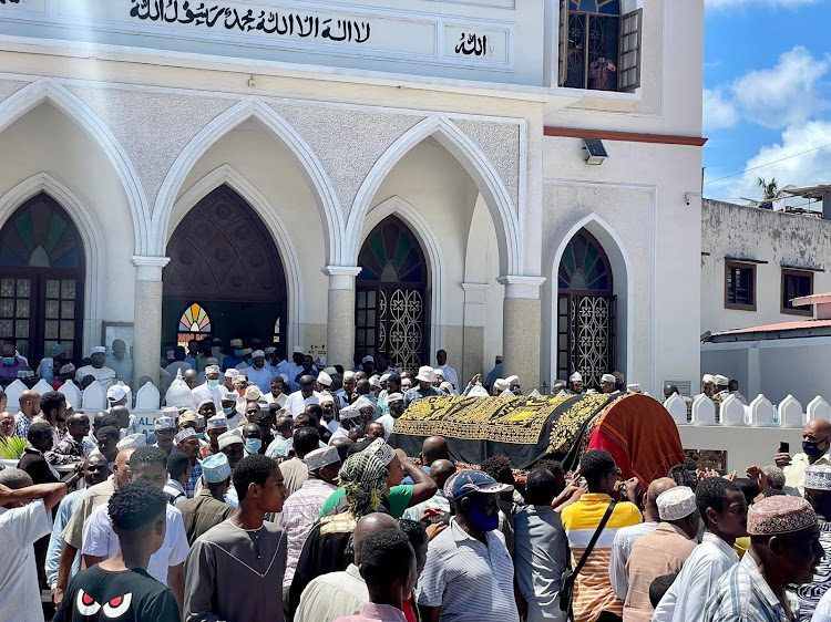 The body former Mombasa mayor Ahmed Shahame Mwidani leaves Masjid Noor in Bondeni for burial a the Kikowani cemetery on Thursday.