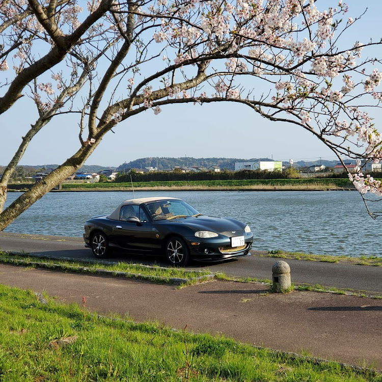 ロードスターのシンイチKUROさんが投稿したカスタム事例の投稿画像1枚目