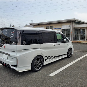 ステップワゴンスパーダ RP5