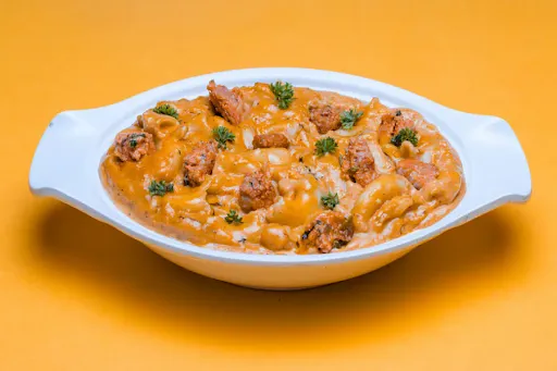 Mac N Cheese With Butter Chicken