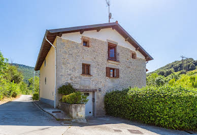 House with garden and terrace 2