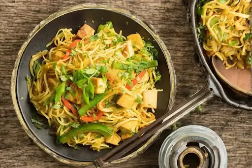 Chilli Paneer Noodles