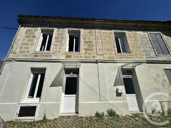 appartement à Saint-estephe (33)