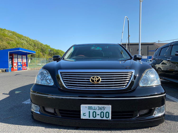 セルシオの洗車・車高調整・GW・ホイール交換に関するカスタム事例の投稿画像1枚目