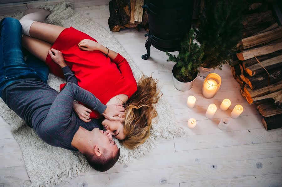 Fotógrafo de casamento Aleks Sukhomlin (twoheartsphoto). Foto de 26 de dezembro 2016