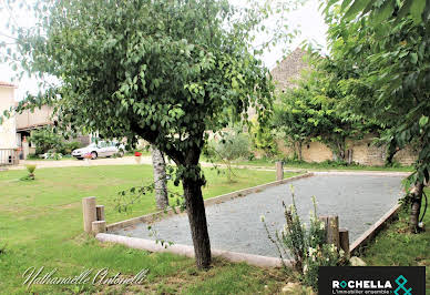 Maison avec piscine et jardin 4