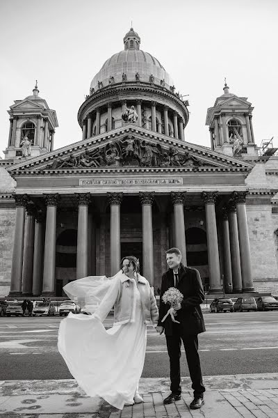 Свадебный фотограф Ольга Козлова (romantic-studio). Фотография от 8 марта