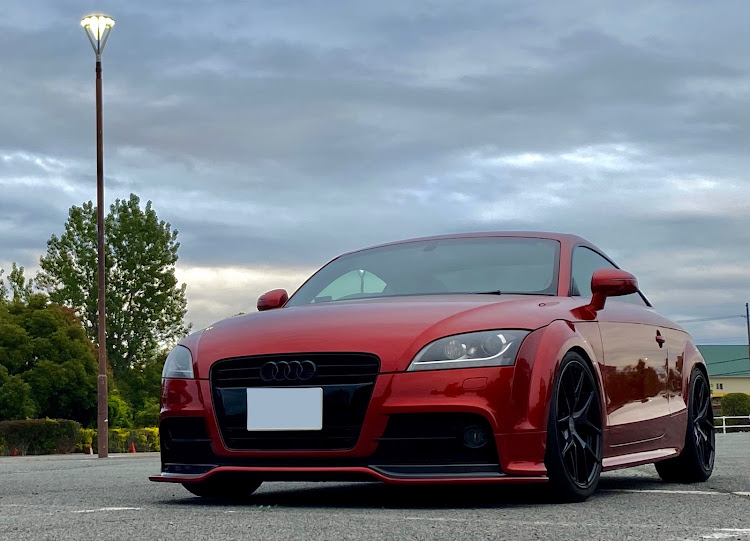 TT クーペのTTの日・アウディ TT・iPhone撮影・ミニチュアダックスに関するカスタム事例の投稿画像1枚目