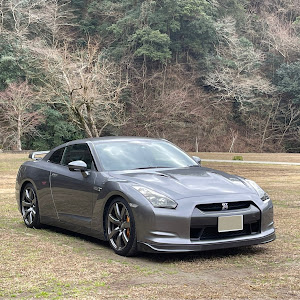 NISSAN GT-R R35