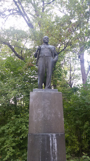 Monument of Lenin