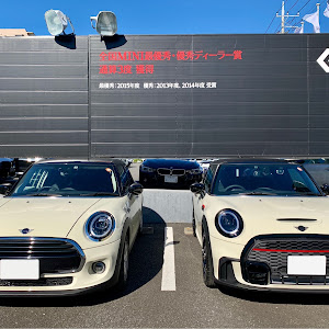 ミニ ハッチバック JCW