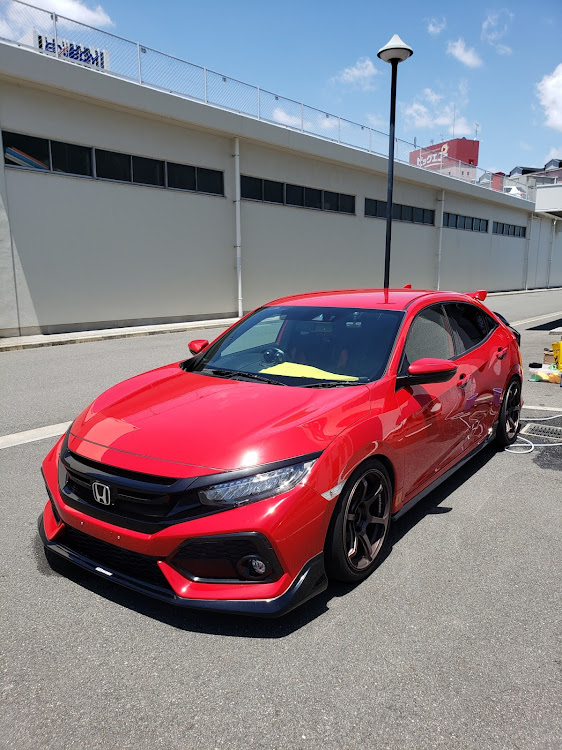 シビックの斜め前・ガチ洗車・J'S RACING・マッドマックスに関するカスタム事例の投稿画像5枚目