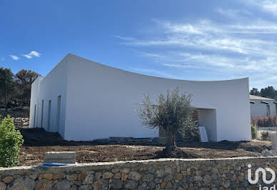 Maison avec piscine et terrasse 10