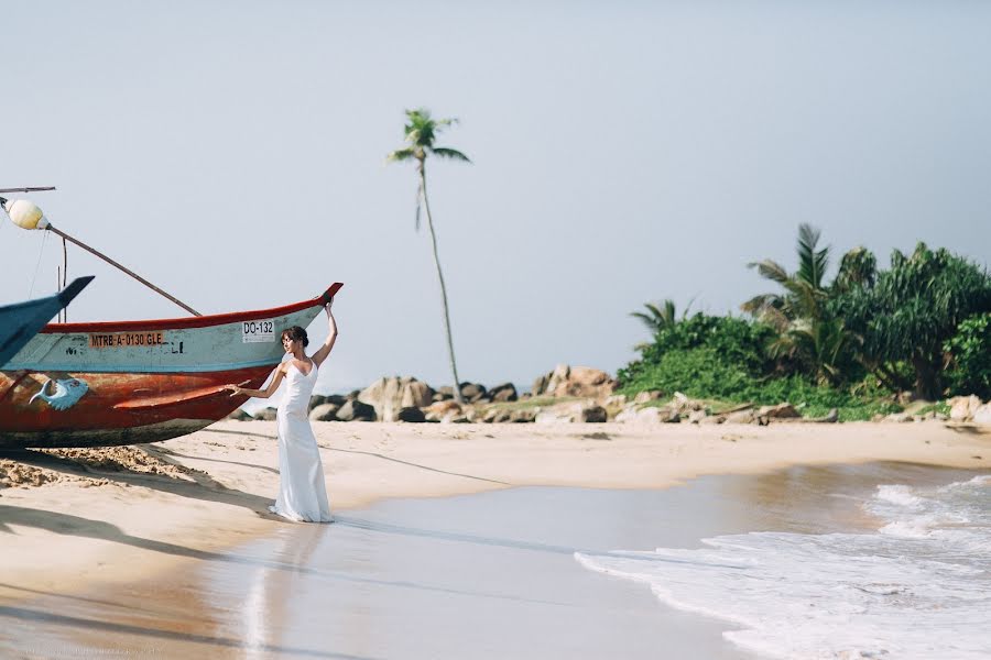 Svadobný fotograf Evgenii Katsinis (srilanka). Fotografia publikovaná 28. septembra 2018