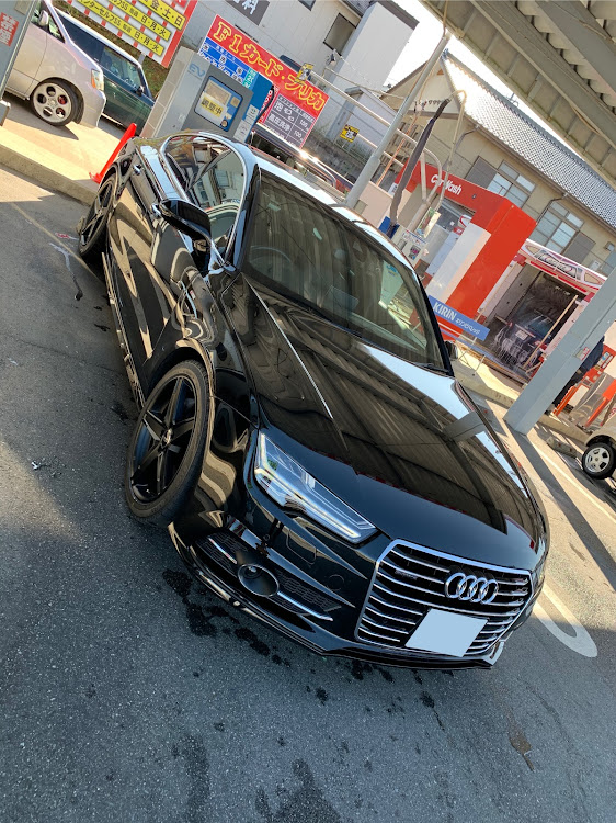 A7 スポーツバックの初洗車・洗車機・楽ちんに関するカスタム事例の投稿画像1枚目