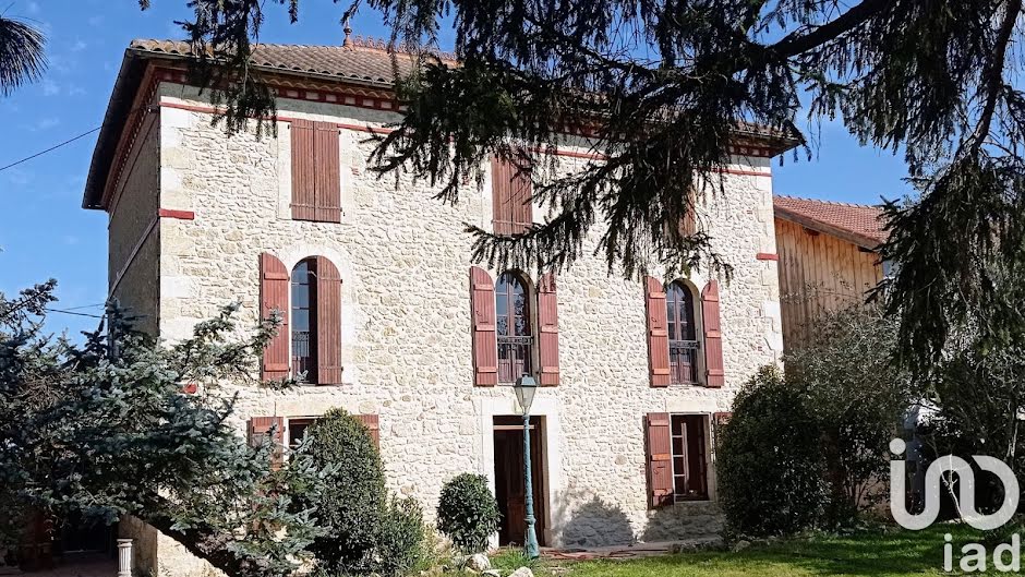 Vente maison 7 pièces 160 m² à Pavie (32550), 350 000 €