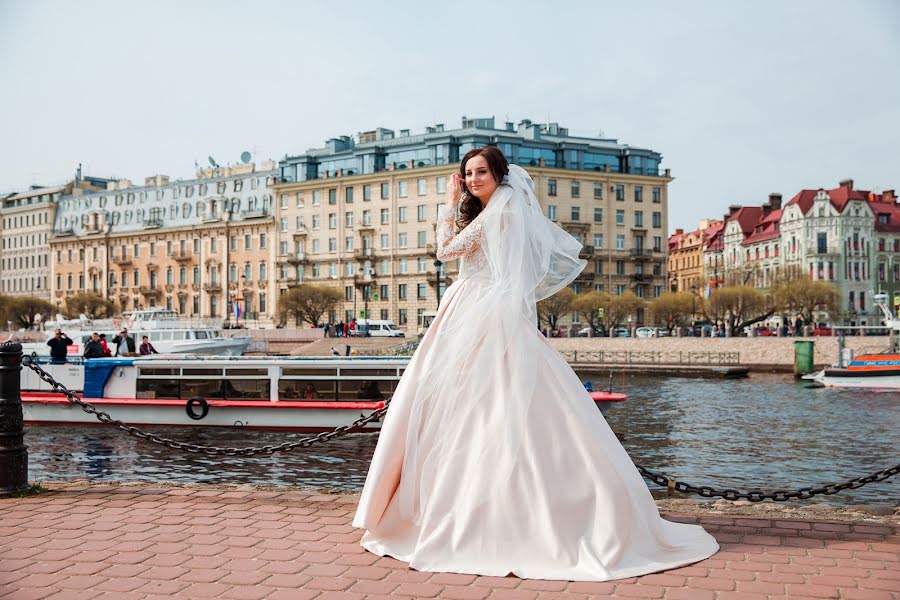 Jurufoto perkahwinan Yuliya Borisova (juliasweetkadr). Foto pada 28 Ogos 2018