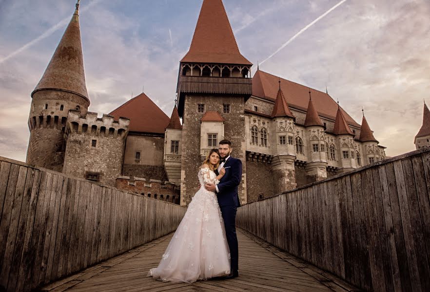 Fotógrafo de casamento Adrian Bratu (adrianbratu). Foto de 9 de março 2018