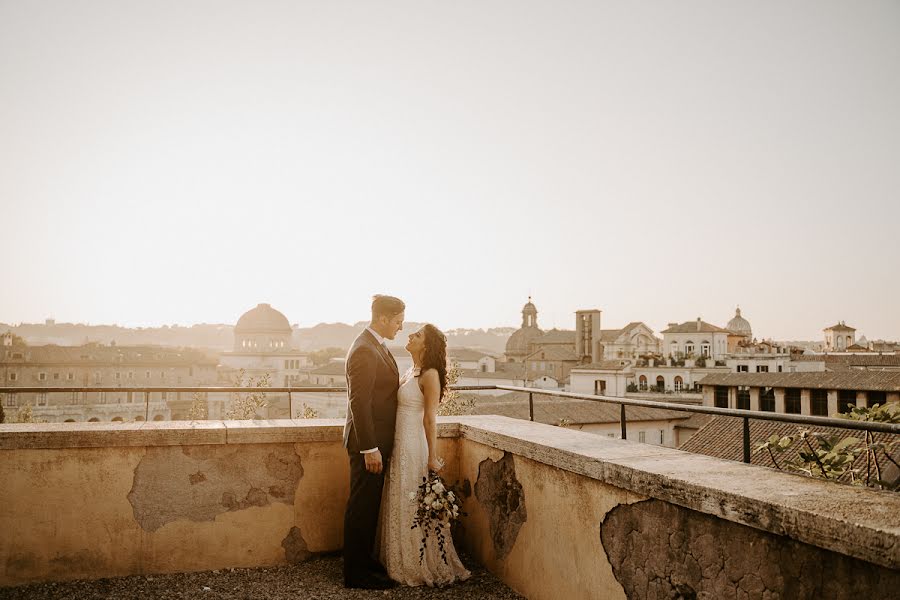 Fotografo di matrimoni Silvia Poropat (silviaporopat). Foto del 13 dicembre 2019